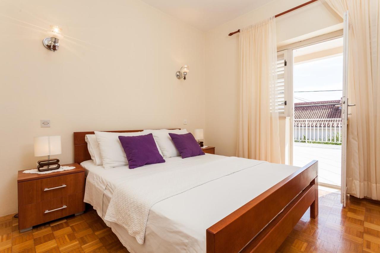 Apartments By The Sea Lumbarda, Korcula - 10049 Eksteriør billede