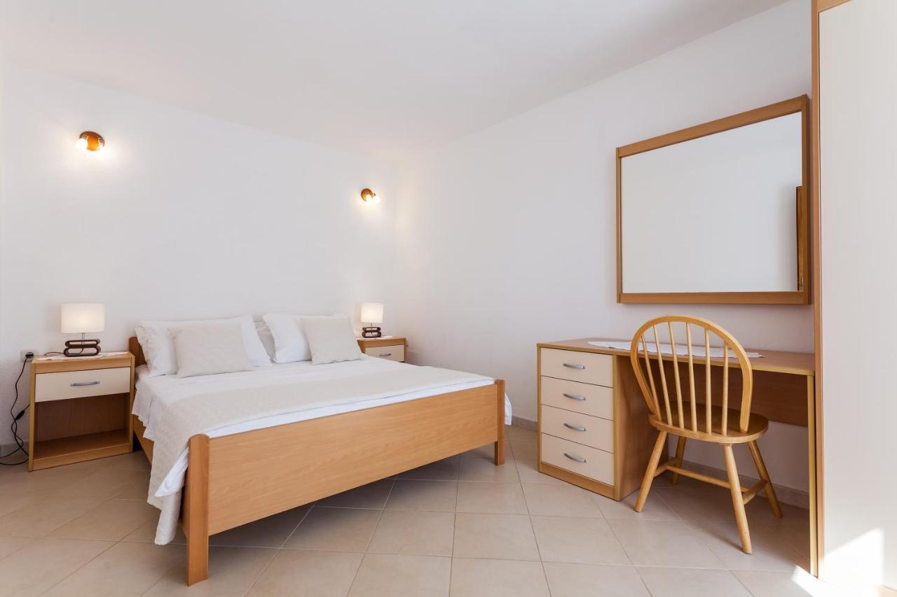 Apartments By The Sea Lumbarda, Korcula - 10049 Eksteriør billede